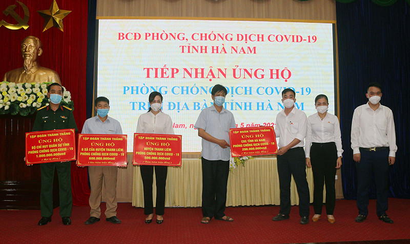 Các doanh nghiệp ủng hộ 3,3 tỷ đồng hỗ trợ tỉnh Hà Nam phòng, chống dịch Covid-19 ảnh 1 Hà Nam: Các doanh nghiệp ủng hộ 3,3 tỷ đồng công tác phòng, chống dịch Covid-19 -0
