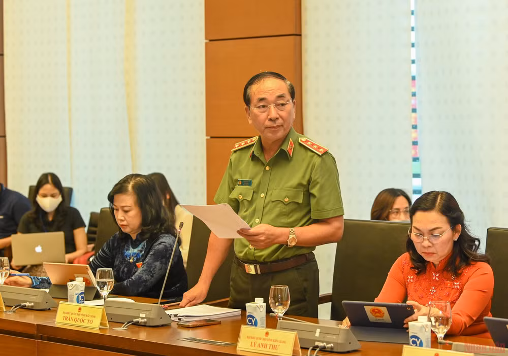 Phát triển Khánh Hòa thành hình mẫu gắn kết giữa kinh tế với quốc phòng, an ninh -0