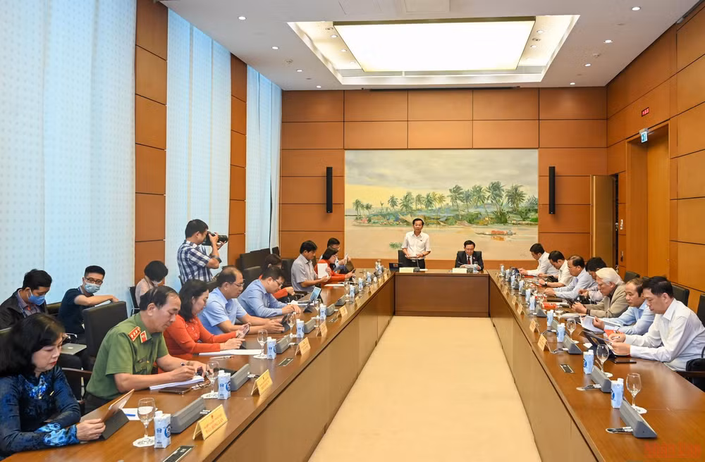 Phát triển Khánh Hòa thành hình mẫu gắn kết giữa kinh tế với quốc phòng, an ninh -0