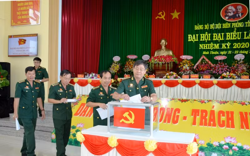 Bầu Ban Chấp hành Đảng bộ BĐBP tỉnh Bình Thuận, nhiệm kỳ 2020 - 2025. 