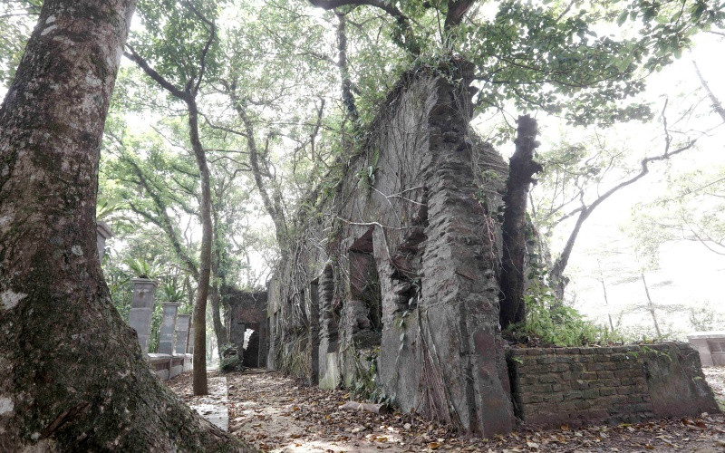 Vẻ đẹp hoang phế có thể là tài nguyên để phát triển du lịch. Đánh thức tiềm năng du lịch từ phế tích ở Ba Vì -0