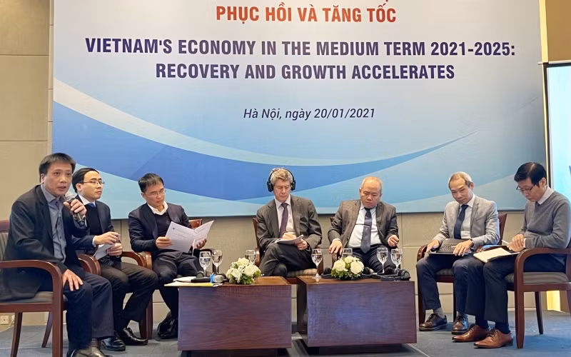 Các đại biểu tham dự Hội thảo.