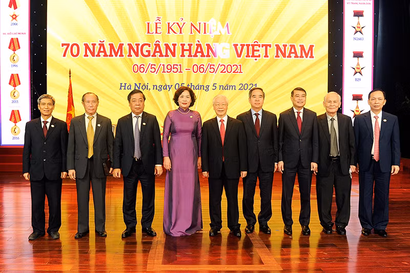 Tổng Bí thư Nguyễn Phú Trọng dự kỷ niệm 70 năm Ngày thành lập Ngân hàng Việt Nam -0