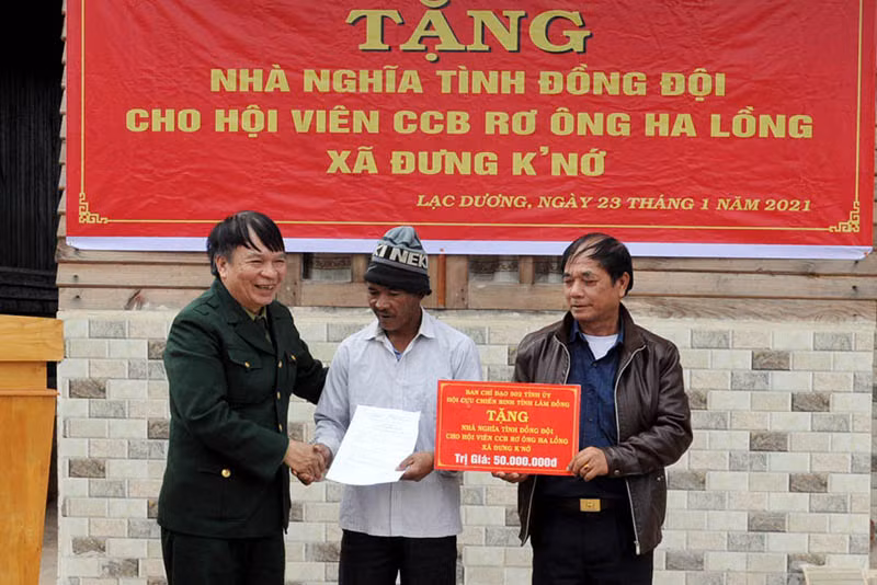 Tổ chức đợt công tác dân vận và “Tết vì người nghèo” tại xã vùng sâu Lâm Đồng -0