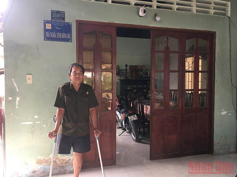 Thương binh ¼ Trần Hữu Phước (ngụ xã Tam Phước, huyện Châu Thành) có căn nhà kiên cố nhờ ông Trần Quốc Việt vận động giúp đỡ. Son sắt nghĩa tình với đồng đội -0