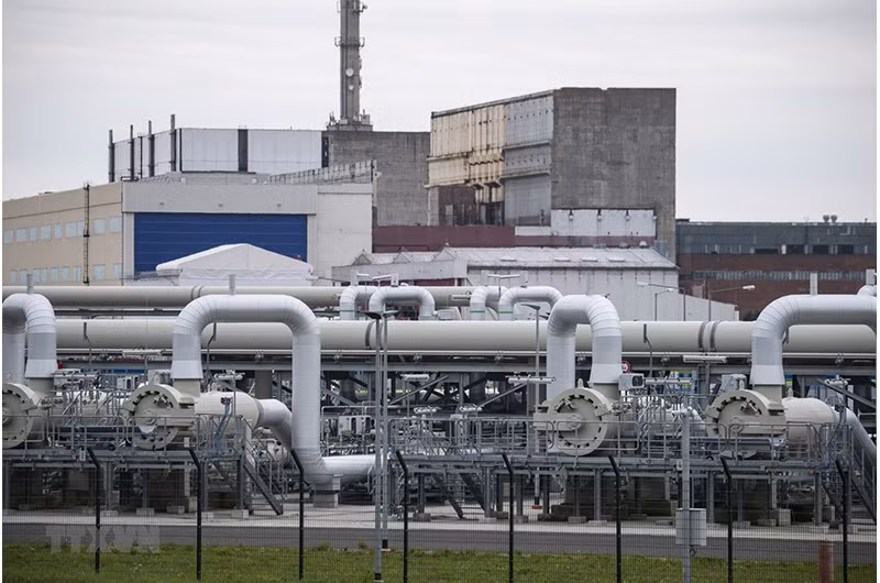 Đường ống dẫn khí đốt thuộc Dự án Dòng chảy phương Bắc 2 ở Lubmin, Đức. (Ảnh: AFP/TTXVN)