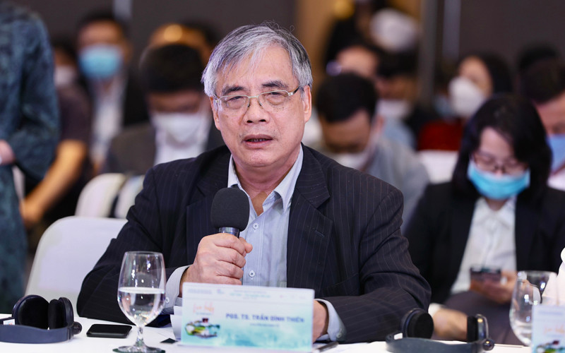 PGS.TS Trần Đình Thiên, chuyên gia kinh tế phát biểu tại Hội nghị. Quảng Ninh - Kỳ quan bốn mùa -0