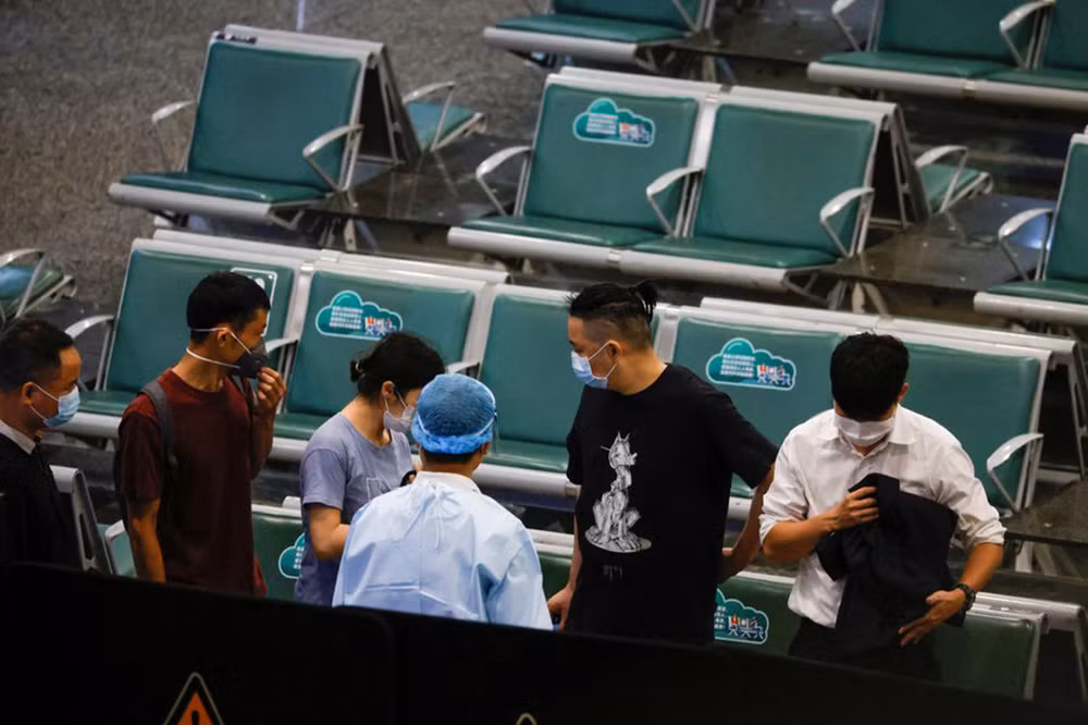 Trung Quốc khẩn trương tìm kiếm nạn nhân trong vụ rơi máy bay chở 132 người -0