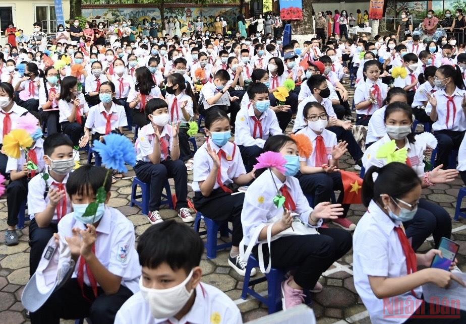 Học sinh trong ngày khai giảng năm học 2020-2021. Ảnh: DUY LINH