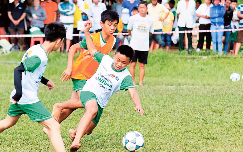 Không có đường tắt đến World Cup -0