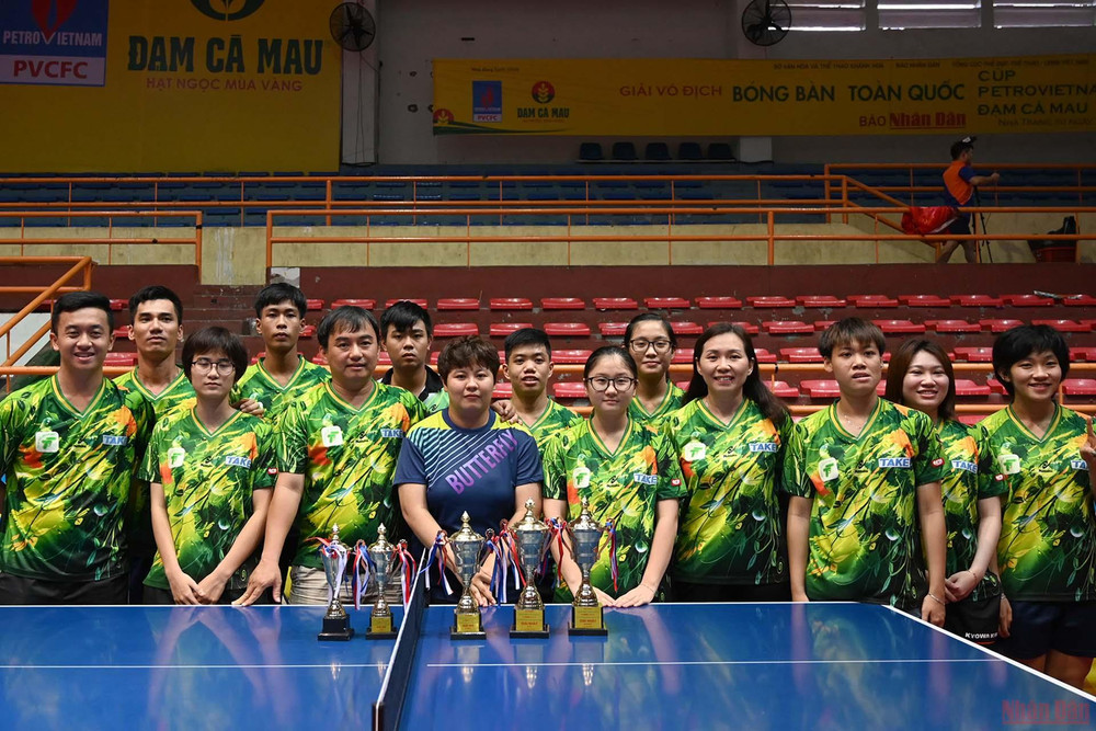Bộ sưu tập thành tích của đoàn TP Hồ Chí Minh sau khi kết thúc Giải vô địch bóng bàn toàn quốc Báo Nhân Dân lần thứ 37. Dấu ấn những mùa giải thành công -0