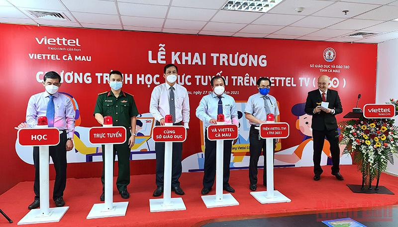 UBND tỉnh Cà Mau ra mắt “Tivi360” trên kênh Viettel Tivi của Tập đoàn viễn thông quân đội Viettel. Cà Mau ra mắt hai kênh dạy và học trực tuyến trên truyền hình -0
