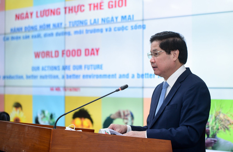 Thứ trưởng Nông nghiệp và Phát triển nông thôn Lê Quốc Doanh phát biểu tại sự kiện. Bảo đảm an ninh lương thực và tăng trưởng bền vững -0