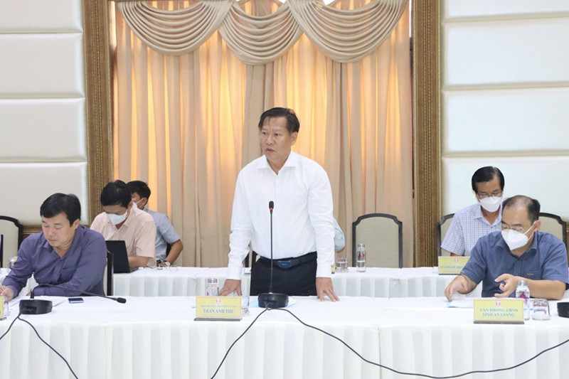 Ông Trần Anh Thư, Phó Chủ tịch Ủy ban nhân dân Tỉnh An Giang phát biểu. NovaGroup đóng góp ý tưởng phát triển kinh tế cho khu vực biên giới của Đồng Tháp -0