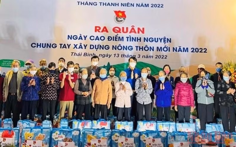 Thái Bình: Ra quân Ngày cao điểm tình nguyện chung tay xây dựng nông thôn mới -0