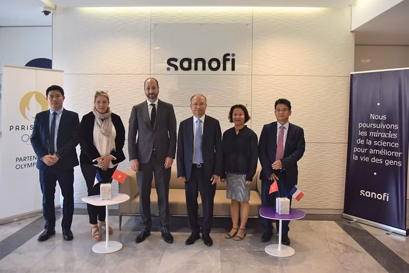 Tăng cường hợp tác Việt Nam-Pháp về môi trường, năng lượng và y dược -0