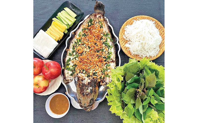Cá lóc nướng trui. Bóng vườn xanh thắm -0