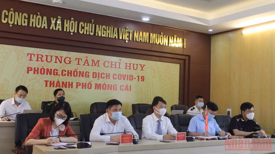 Lãnh đạo Thành phố Móng Cái (Quảng Ninh) Hội đàm trực tuyến với Thành phố Đông Hưng (Trung Quốc).