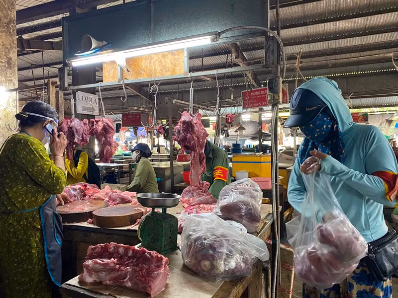 Đà Nẵng mở lại một số chợ truyền thống, phòng dịch nghiêm ngặt -0