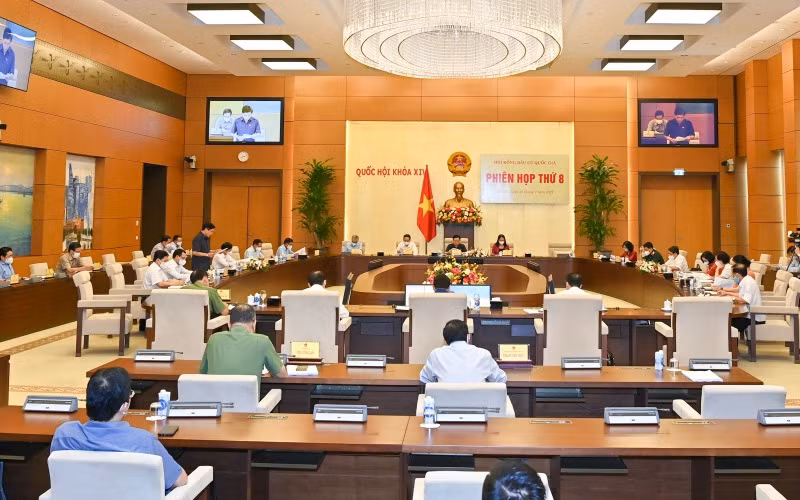 Chủ tịch Quốc hội chủ trì Phiên họp thứ 8 của Hội đồng Bầu cử quốc gia -0