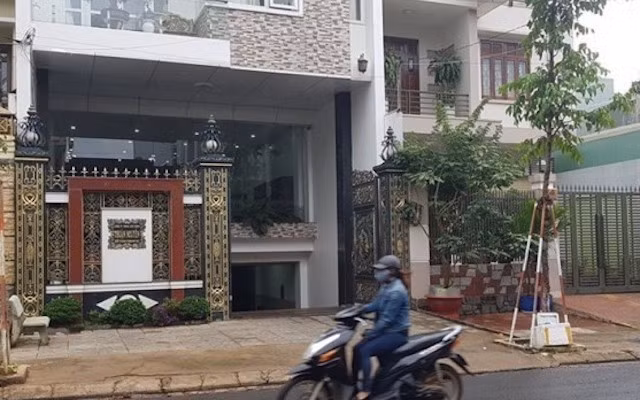 Trụ sở Công ty TNHH Xây dựng Thuận Nguyên, số 26 Trần Khánh Dư, phường Diên Hồng, TP PleiKu, Gia Lai.