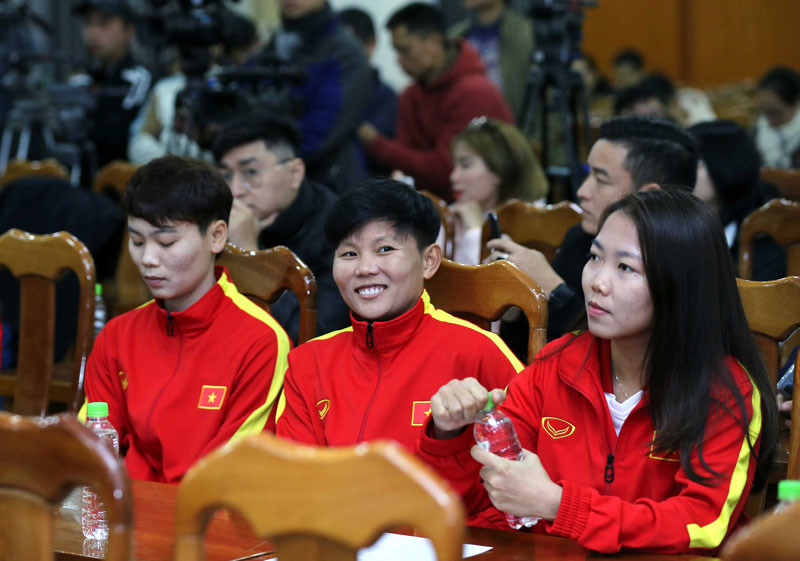 Các thành viên Đội tuyển nữ tới dự. Công bố trang phục ĐT Việt Nam phiên bản năm 2021 -0