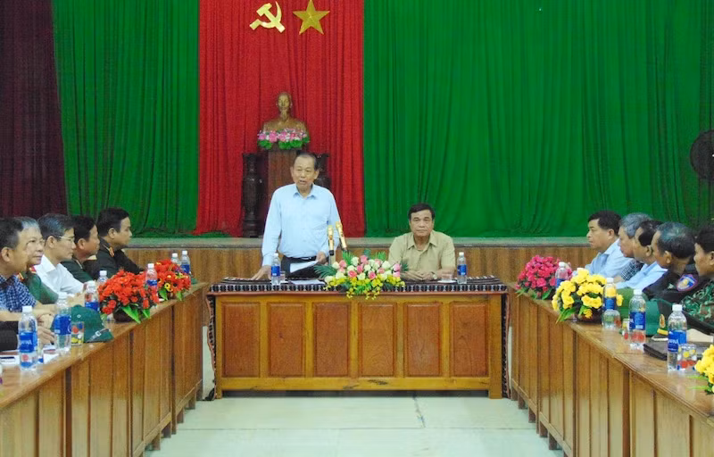 Phó Thủ tướng Trương Hòa Bình kiểm tra khắc phục mưa lũ tại miền núi Quảng Nam -0