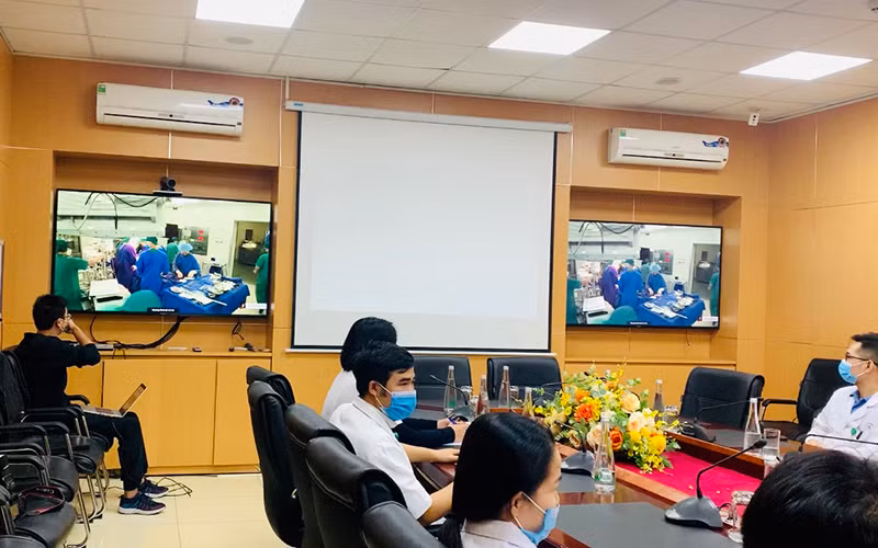 Tư vấn trực tuyến cứu sống bệnh nhân vỡ tim nguy kịch -0