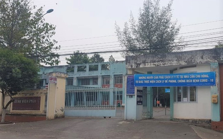 Bệnh viện Phổi Đồng Nai được chuyển công năng điều trị bệnh nhân mắc Covid-19 từ năm 2020. Đồng Nai đưa bệnh viện điều trị Covid-19 thứ hai vào hoạt động -0