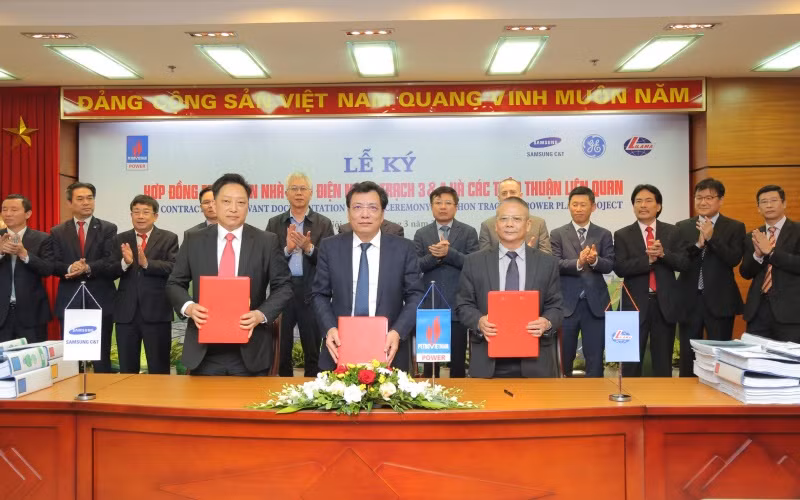 Quang cảnh lễ ký.