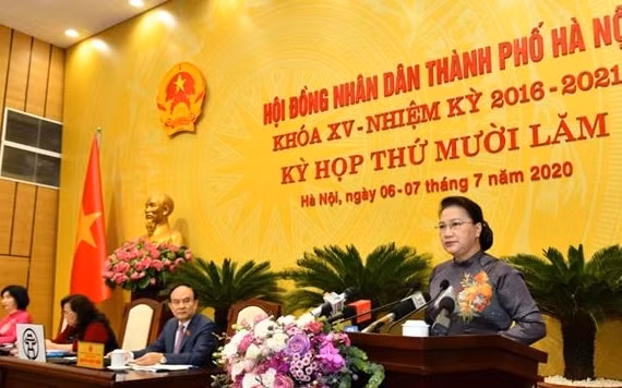 Chủ tịch QH Nguyễn Thị Kim Ngân phát biểu ý kiến chỉ đạo tại kỳ họp.