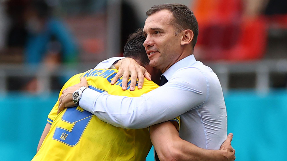 Huấn luyện viên Andriy Shevchenko và các học trò đang có lợi thế tinh thần sau chiến thắng kịch tính ở vòng 1/8 trước Thụy Điển. (Ảnh: Getty Images) Ukraine tự tin gây bất ngờ trước Anh -0