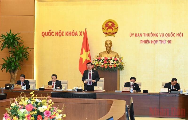 Chủ tịch Quốc hội Vương Đình Huệ và các Phó Chủ tịch Quốc hội tại phiên bế mạc. (Ảnh: DUY LINH) Bế mạc Phiên họp thứ 10 của Ủy ban Thường vụ Quốc hội -0