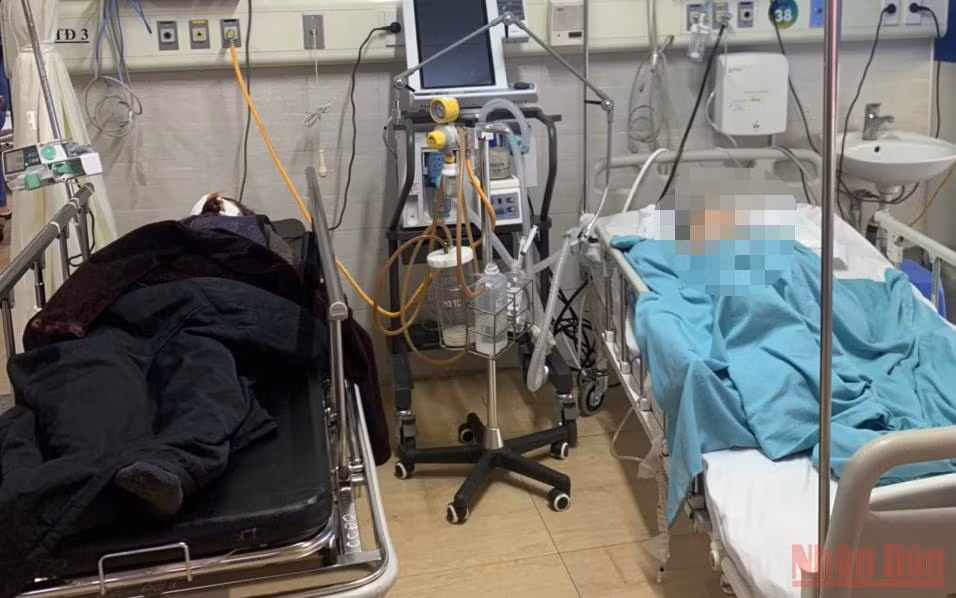 Người cao tuổi nhập viện vì những bệnh lý đột quỵ, viêm phổi do trời lạnh. (Ảnh: H.T) 