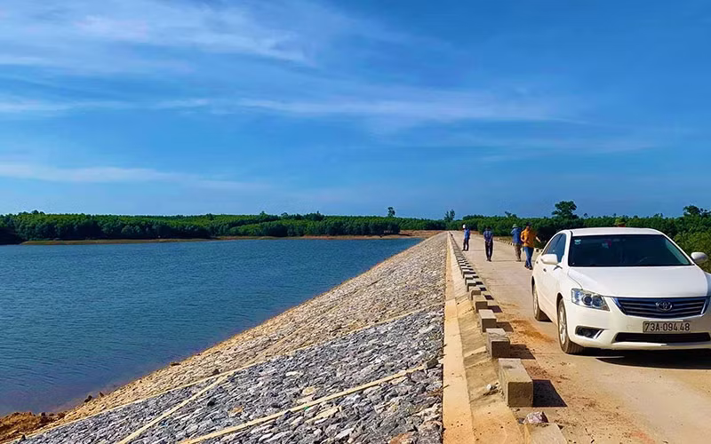 Công trình thủy lợi mới nâng cấp ở huyện Lệ Thủy, tỉnh Quảng Bình. 