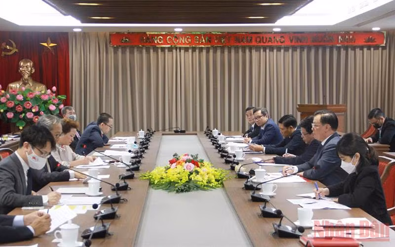 Quang cảnh buổi tiếp chiều 23/3.