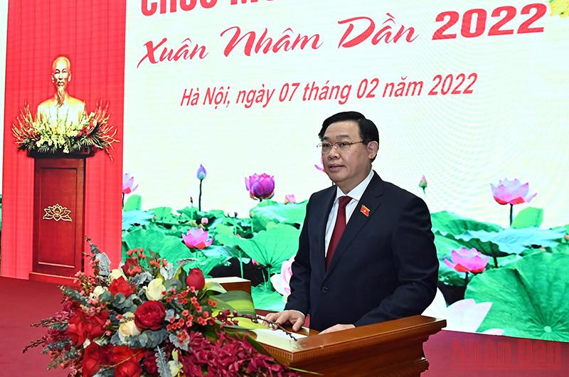 Chủ tịch Quốc hội Vương Đình Huệ phát biểu tại buổi gặp mặt. (Ảnh: DUY LINH)
