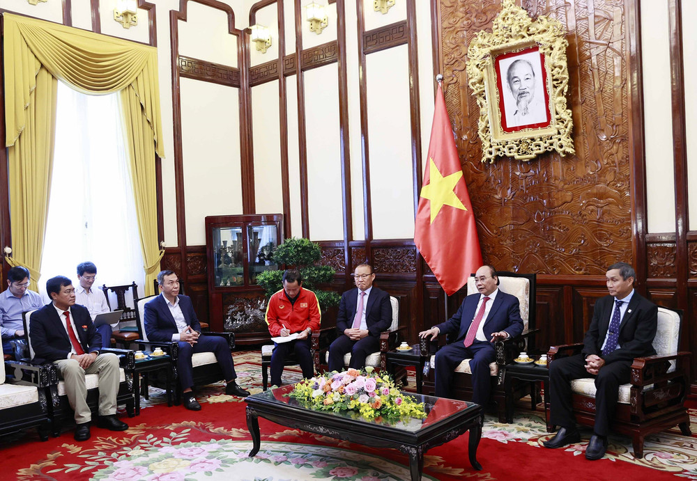 Tại buổi tiếp. Tiếp tục quan tâm, đầu tư phát triển bóng đá nước nhà -0