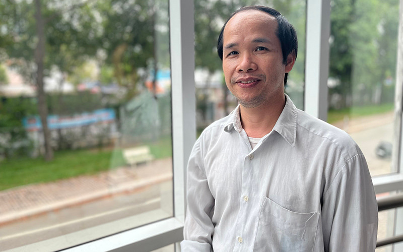 Anh Hoàng Toàn Thắng. Tháng tư, những nụ cười trở lại -0