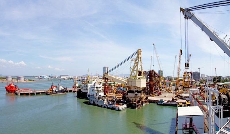 Một góc Cảng Vietsovpetro ngày nay. (Ảnh: Đức Hậu) Vietsovpetro - hành trình 40 năm “tìm lửa” -0