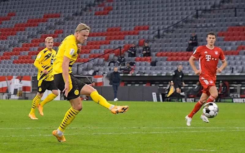 Thắng may mắn derby nước Đức, Bayern bỏ túi danh hiệu thứ 5 -0