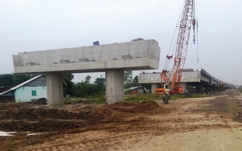 Các mố cầu Mỹ Thuận 2 đang được đẩy nhanh xây dựng. Đẩy nhanh tiến độ các dự án giao thông trọng điểm -0