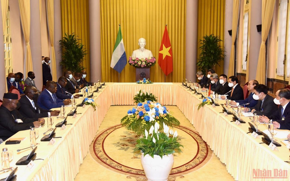 Quang cảnh hội đàm. (Ảnh: TRẦN HẢI) Tăng cường hơn nữa quan hệ hợp tác hữu nghị giữa Việt Nam-Sierra Leone -0
