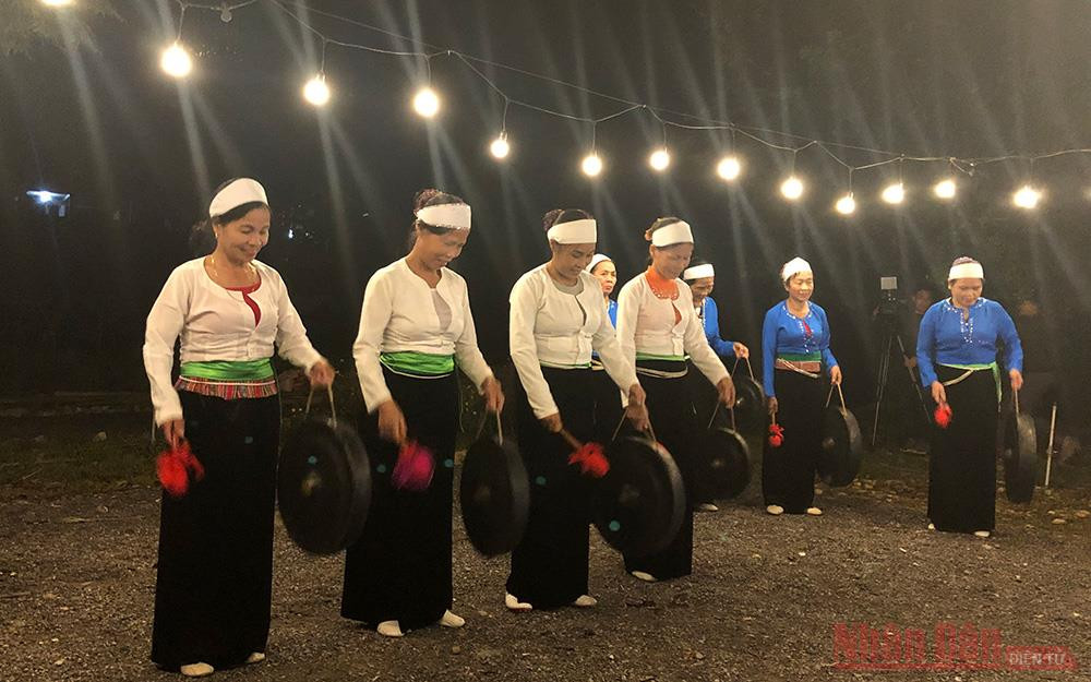 Kỳ 3: Những bản nghèo khởi sắc -5