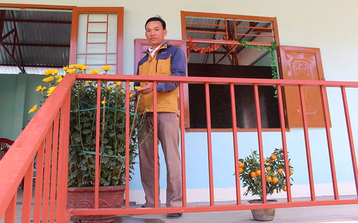 Xuân ấm trên vùng bão lũ -0