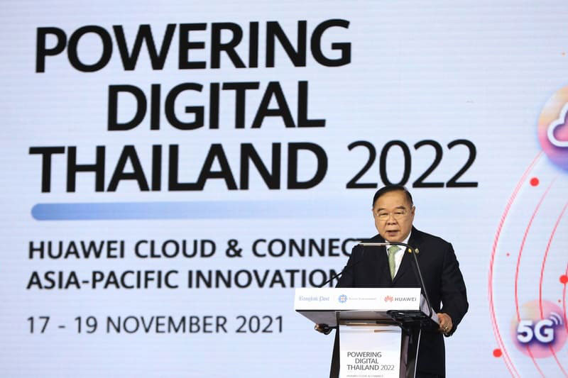 Phó Thủ tướng Thái Lan Prawit Wongsuwon phát biểu tại diễn đàn. (Ảnh: ITDay)