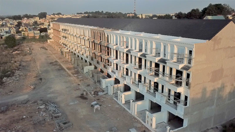 Một dãy nhà liền kề của Dự án khu dân cư Bình Đa. Thanh tra tra toàn diện Dự án khu dân cư Bình Đa ở Đồng Nai -0