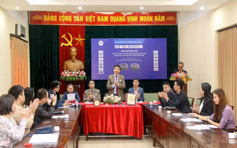 Liên đoàn Cờ tướng Việt Nam lần đầu tổ chức giải đấu cho các doanh nhân.