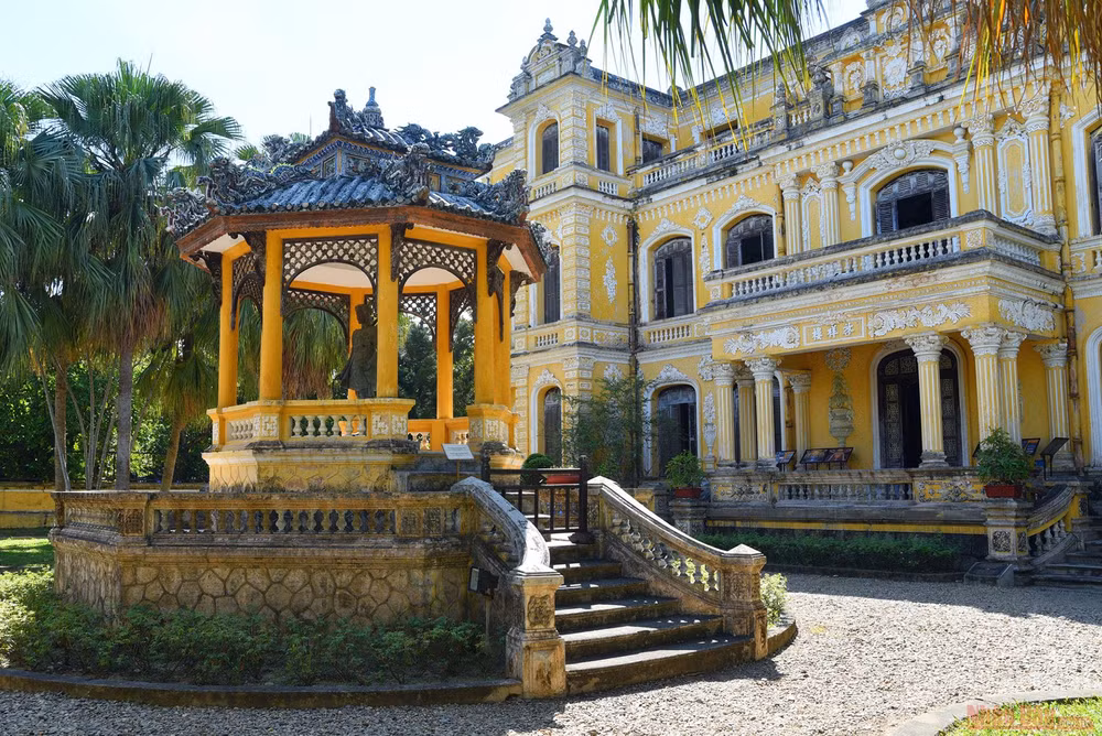 Vàng son một thuở cung An Định -0