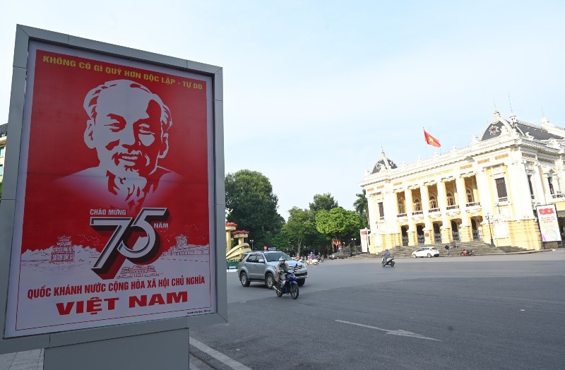 Hà Nội luôn là điểm đến an toàn, thân thiện đối với các nhà đầu tư, khách du lịch trong và ngoài nước. Ảnh: Duy Linh 10 sự kiện tiêu biểu của Thủ đô Hà Nội năm 2020 -0